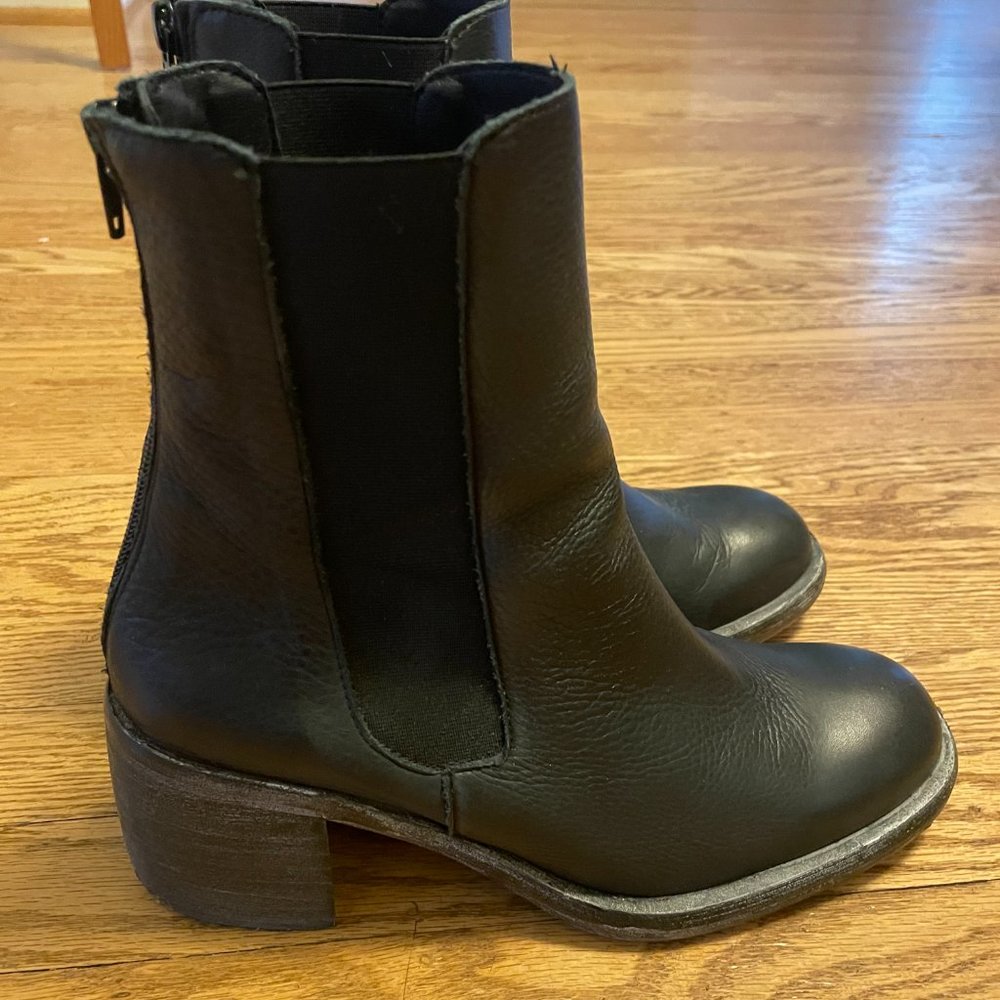Free People Essential Chelsea Boots